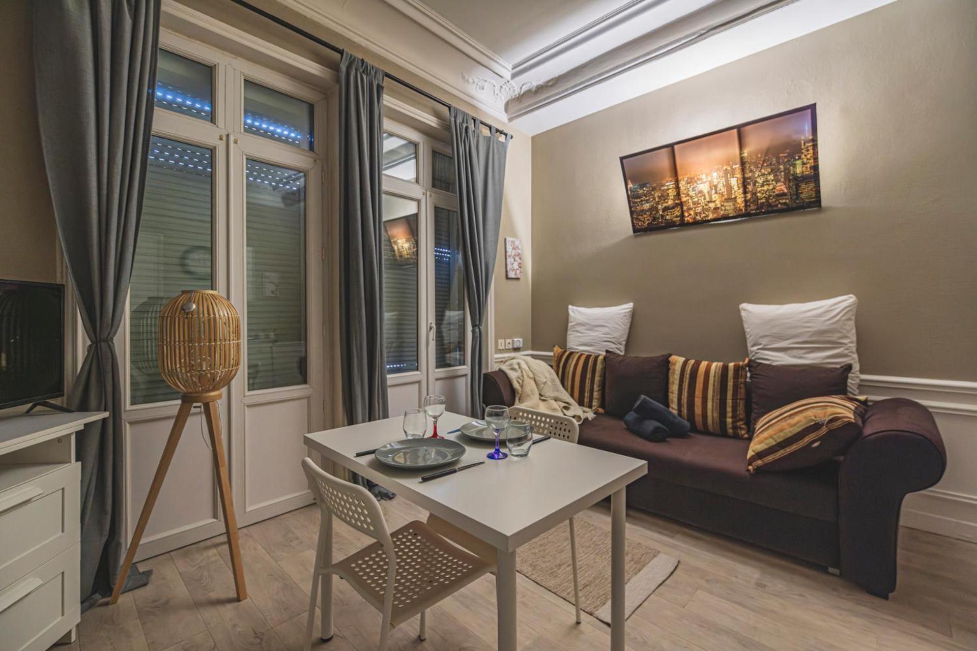 Taittinger 511 Apartment Reims Exterior photo