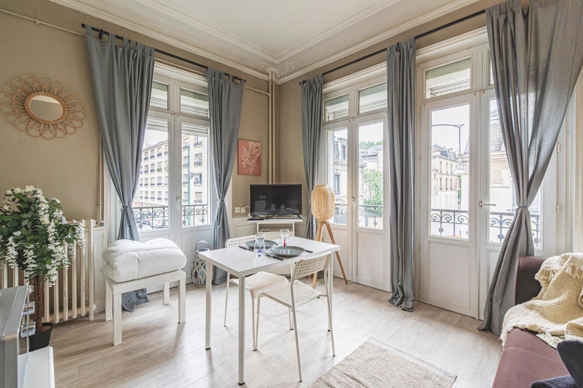 Taittinger 511 Apartment Reims Exterior photo
