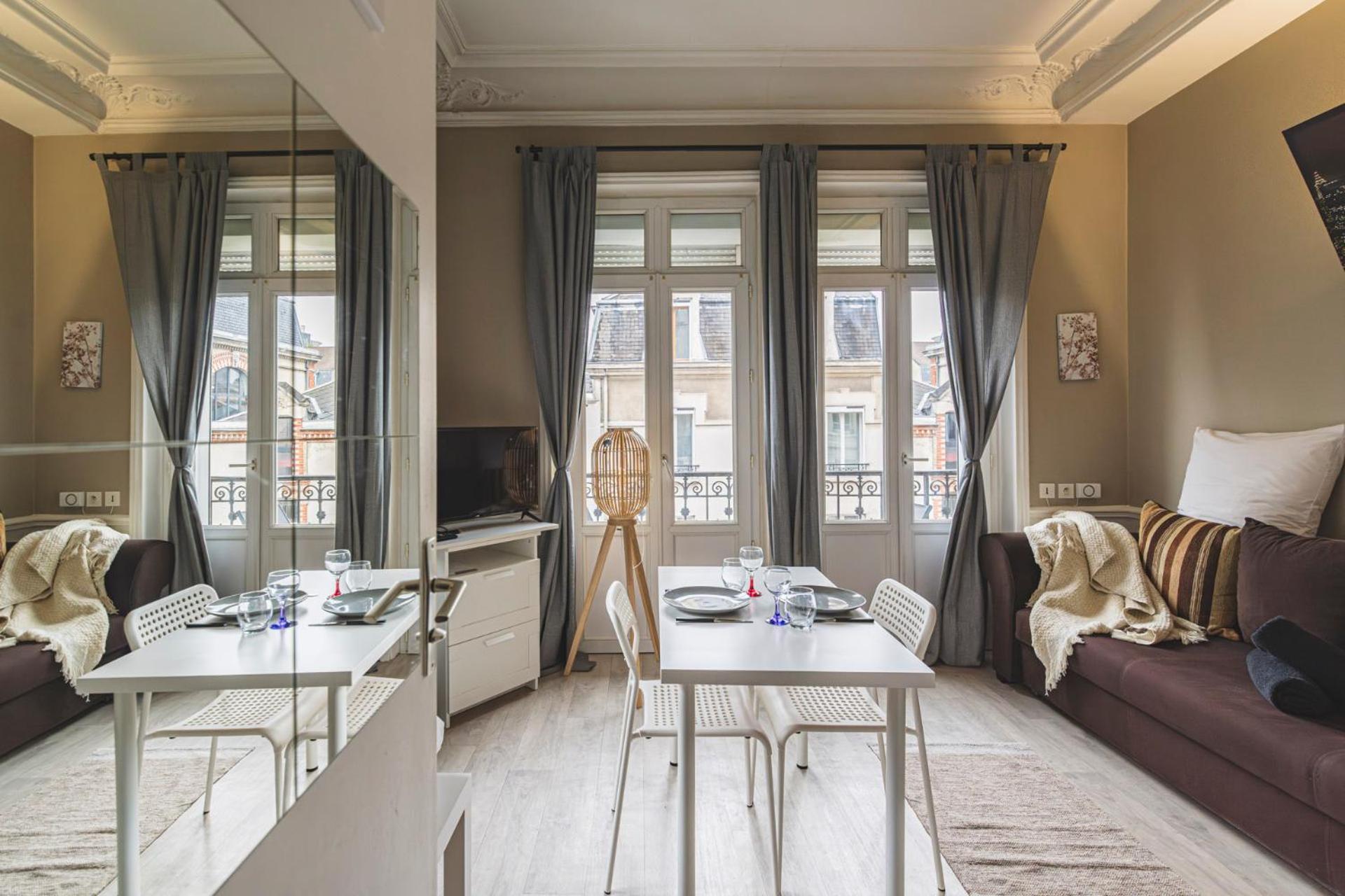Taittinger 511 Apartment Reims Exterior photo